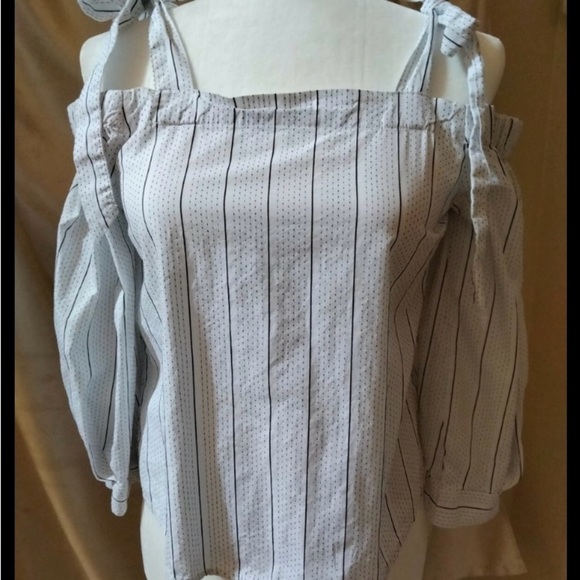 A New Day White Boxy Tie Front Blouse - Picture 3 of 10